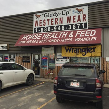 Giddy-Up Western Wear - Storefront - Men's Clothing Near Me - Airdrie, Alberta Giddy-Up Western Wear - Storefront - Men's Clothing Near Me - Airdrie, Alberta