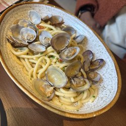 Sale & Pepe - Clam pasta