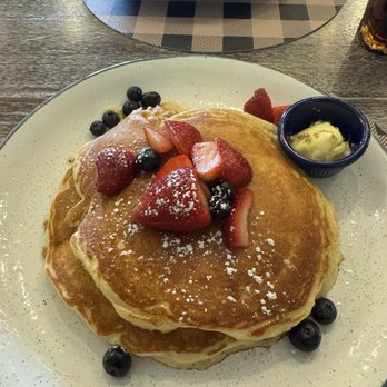 Mama Bird Southern Kitchen - Sweet cream pancakes - Southern Near Me - West Jordan, Utah