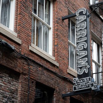 Carrigan's Public House - American Near Me - Birmingham, Alabama