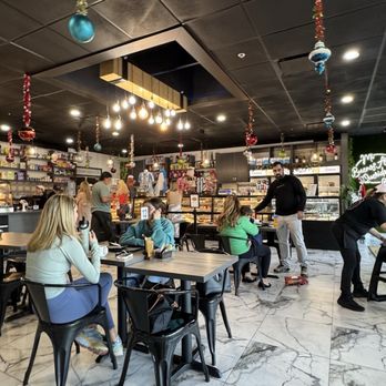 Buenos Aires Bakery & Cafe - Inside sitting area - Bakeries Near Me - Pembroke Pines, Florida Buenos Aires Bakery & Cafe - Inside sitting area - Bakeries Near Me - Pembroke Pines, Florida