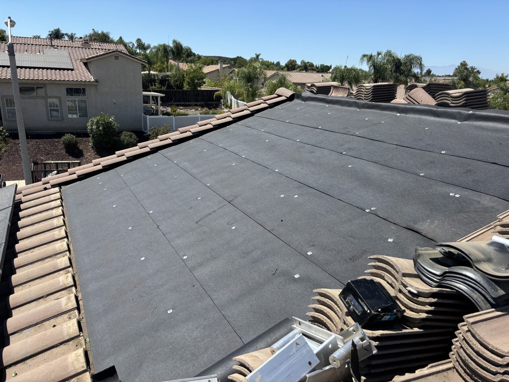 Slide of A & B Roofing