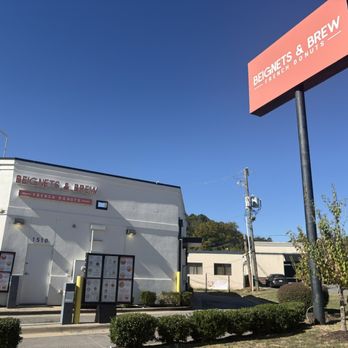 Beignets & Brew - Drive through area - Donuts Near Me - Little Rock, Arkansas