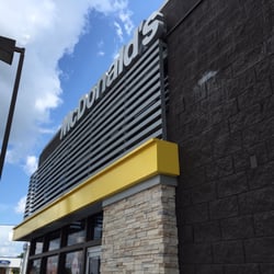 McDonald's - Very modern, newly renovated