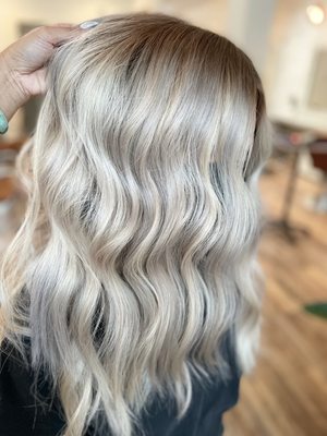 Nightbird Salon by null