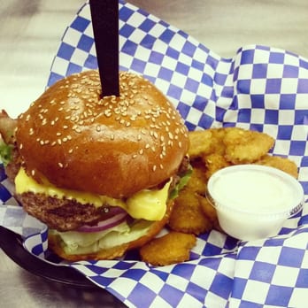 Stanton's City Bites - Bacon cheeseburger with fried pickles - Burgers Near Me - Houston, Texas