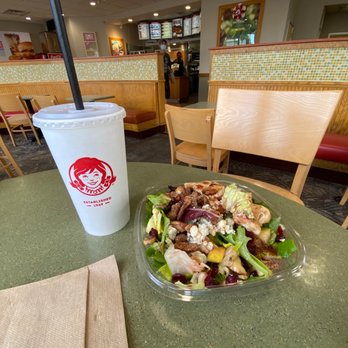 Wendy's - Burgers Near Me - Aiea, Hawaii Wendy's - Burgers Near Me - Aiea, Hawaii