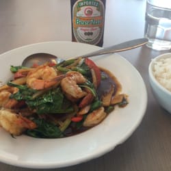 Asian Noodle House - Pad Paed with prawns