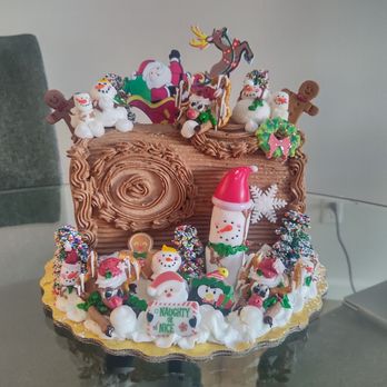 Arroyo Grande Bakery - Yule Log - Bakeries Near Me - Arroyo Grande, California Arroyo Grande Bakery - Yule Log - Bakeries Near Me - Arroyo Grande, California