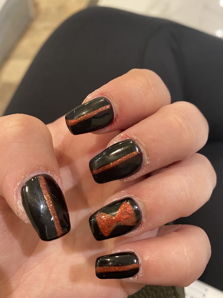 GOLDEN NAILS Updated October 2024 83 Photos & 30 Reviews 351 W