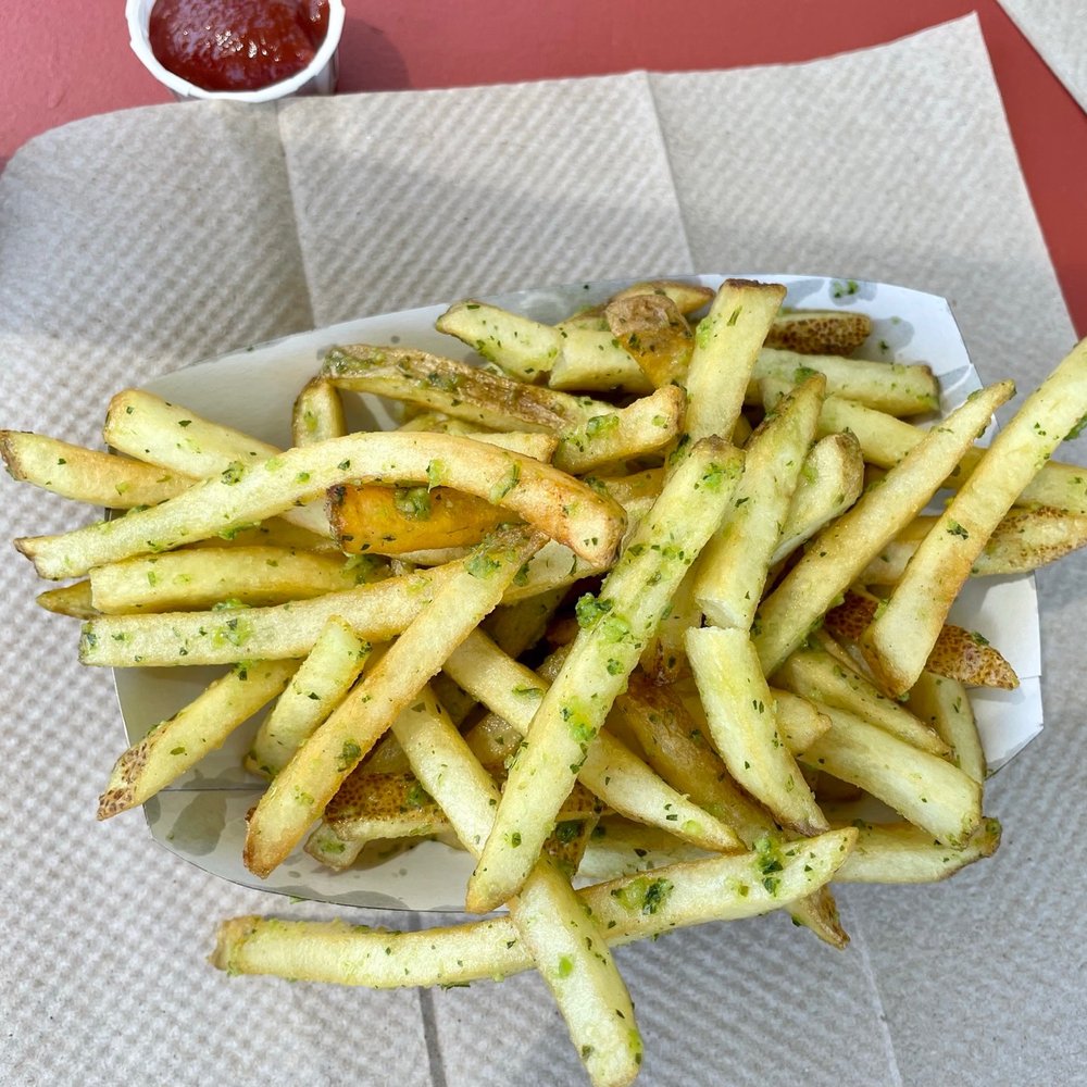 Gott's St. Helena - Garlic fries - Burgers Near Me - Saint Helena, California Gott's St. Helena - Garlic fries - Burgers Near Me - Saint Helena, California