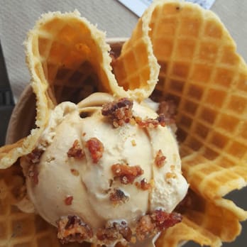Long Beach Creamery - Black Ring Coffee & Burnt Caramel in a waffle bowling topped with candied bacon - Ice Cream & Frozen Yogurt Near Me - Long Beach, California Long Beach Creamery - Black Ring Coffee & Burnt Caramel in a waffle bowling topped with candied bacon - Ice Cream & Frozen Yogurt Near Me - Long Beach, California