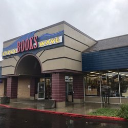 Title Wave Books