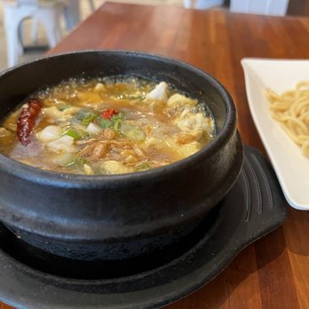 Anh's Kitchen - Clay pot chicken - Vietnamese Near Me - Atlanta, Georgia Anh's Kitchen - Clay pot chicken - Vietnamese Near Me - Atlanta, Georgia