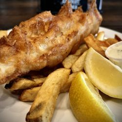 Streets of London Pub - Fish and Chips