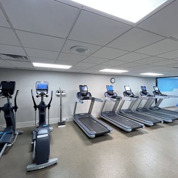 Hyatt Regency Schaumburg - Fitness equipment - Hotels Near Me - Schaumburg, Illinois