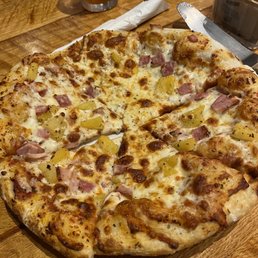 Hawaiian Pizza