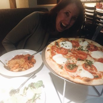Cosmo's Bistro - Italian Near Me - Glendora, California