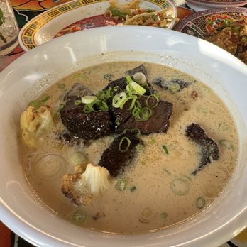 Eem - White Curry with Burnt Ends. - Cocktail Bars Near Me - Portland, Oregon