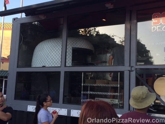 900 Degreez Pizza by null