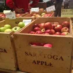 Glens Falls Farmers Market - Saratoga Apples.