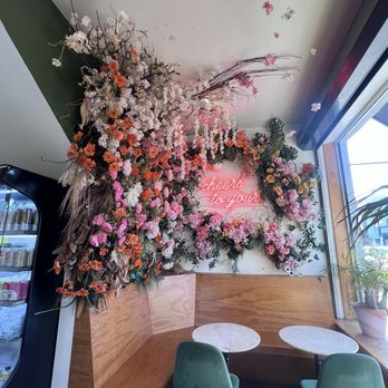 Salud Juice - Juice Bars & Smoothies Near Me - Long Beach, California