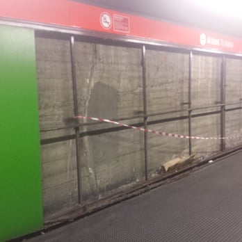 Bande Nere M1 - Restyling pannelli... - Metro Stations Near Me