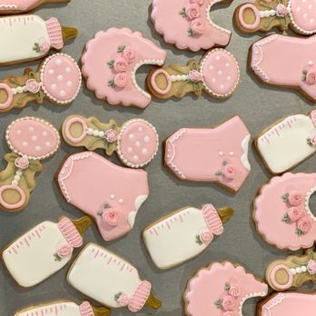 Oioi Sweets - Decorated sugar cookies - Macarons Near Me Oioi Sweets - Decorated sugar cookies - Macarons Near Me