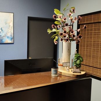 Brock Chiropractic - Chiropractors Near Me - Tustin, California