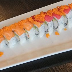 Kumori Sushi & Teppanyaki - Rainbow Roll