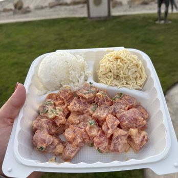 It's Raw Poke Shop - Spicy ahi - Poke Near Me - San Diego, California