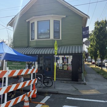 Georgetown Farmer’s Market - Bloom - Farmers Market Near Me - Seattle, Washington