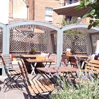 The Turf Tavern - Outdoor Seating - Pubs Near Me - Oxford, OXF The Turf Tavern - Outdoor Seating - Pubs Near Me - Oxford, OXF