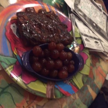 Rainforest Cafe - Kids baby back rib dinner was a huge hit!! - Cafes Near Me - Niagara Falls, New York