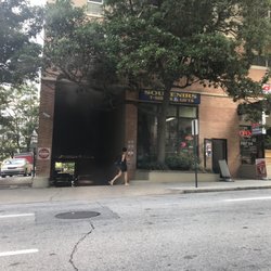 Atlanta Souvenir & T-Shirt Shop - In a sketch part of town.