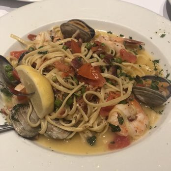 Moss Beach Distillery - Seafood pasta - Seafood Near Me - Moss Beach, California Moss Beach Distillery - Seafood pasta - Seafood Near Me - Moss Beach, California
