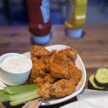 Yard House - Happy Hour Boneless Wings - New American Near Me - Tucson, Arizona Yard House - Happy Hour Boneless Wings - New American Near Me - Tucson, Arizona