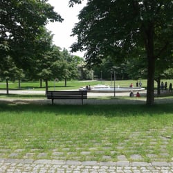 Rosa-Luxemburg-Platz