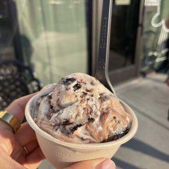 French Custard - Ice Cream & Frozen Yogurt Near Me - Kansas City, Missouri