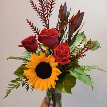 Blume Florist - Florists Near Me - Prospect, Kentucky