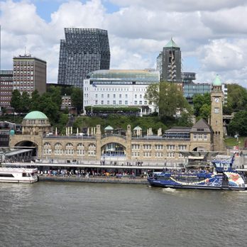 Elbe - St. Pauli's Pier - Local Flavor Near Me