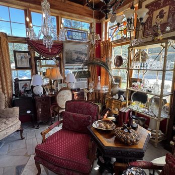 Terrace Oaks Antique Mall - Antiques Near Me - Charleston, South Carolina