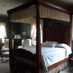 Applebutter Inn