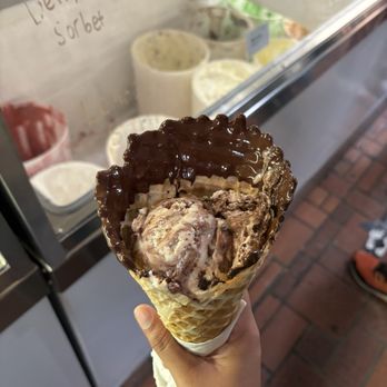 Tucker's Ice Cream - Single Scoop in a dipped waffle cone (I don't remember the flavor) - Ice Cream & Frozen Yogurt Near Me - Alameda, California Tucker's Ice Cream - Single Scoop in a dipped waffle cone (I don't remember the flavor) - Ice Cream & Frozen Yogurt Near Me - Alameda, California