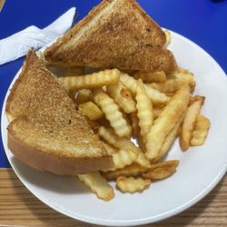 Donges Drive In and Motel - Grilled cheese