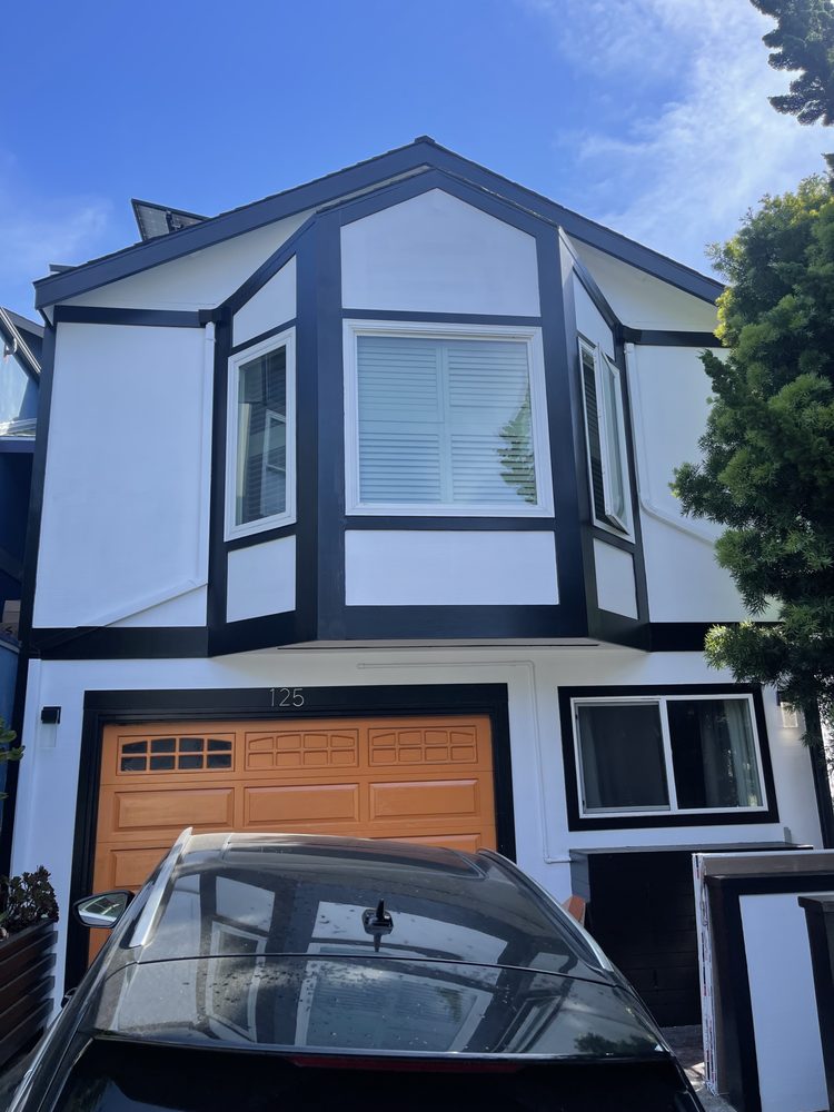 Slide of D T General Construction