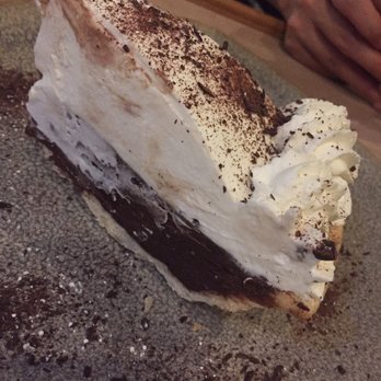 Moku Kitchen - Chocolate pie - Cocktail Bars Near Me - Honolulu, Hawaii Moku Kitchen - Chocolate pie - Cocktail Bars Near Me - Honolulu, Hawaii