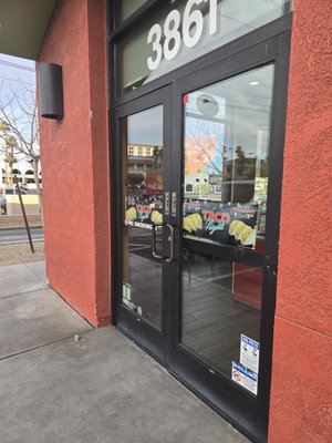 Del Taco by null