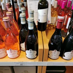 Ixi Getränke - Die Italiener preisen - zu Recht - den Ca dei Frati vom Gardasee an