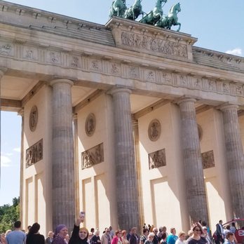 Brandenburger Tor - Landmarks & Historical Buildings Near Me - Berlin, BE